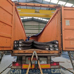 Exportación 125 toneladas de acero corrugado